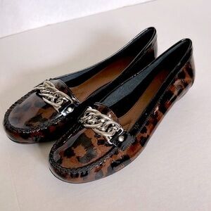 Nurture Leopard Print Patent Leather Chain Detail Slip On Loafers Size 8.5 NWOT